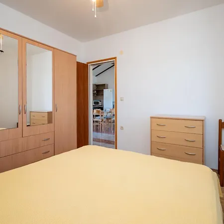 アパート By The Sea Veli Rat, Dugi Otok - 438 *