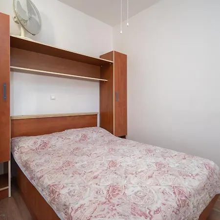 Apartment Apartments By The Sea Veli Rat, Dugi Otok - 438 Veli Rat