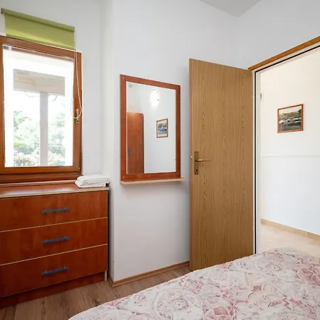 Apartments By The Sea Veli Rat, Dugi Otok - 438 Apartment Veli Rat