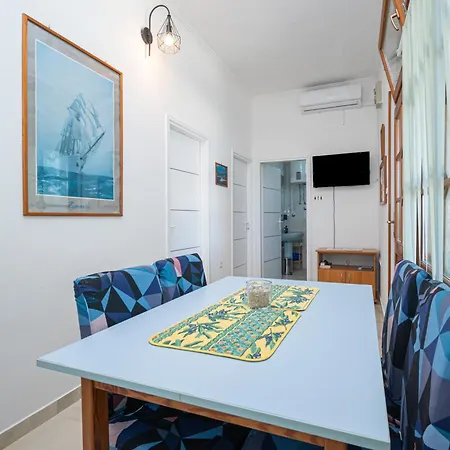 Apartment Apartments By The Sea Veli Rat, Dugi Otok - 438 Veli Rat