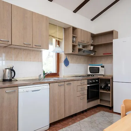Apartments By The Sea Veli Rat, Dugi Otok - 438 *