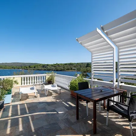 Apartments By The Sea Veli Rat, Dugi Otok - 438 Veli Rat