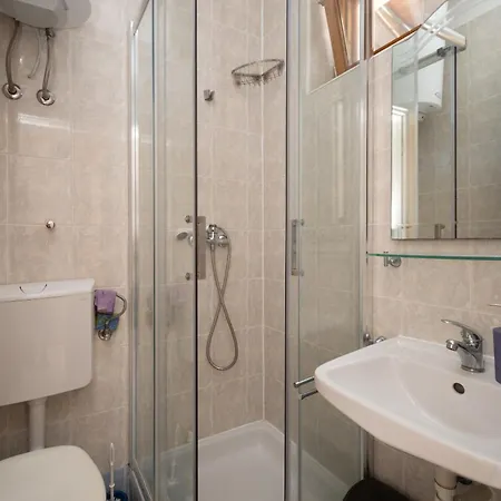 Apartments By The Sea Veli Rat, Dugi Otok - 438 * Veli Rat