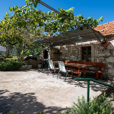Apartments By The Sea Veli Rat, Dugi Otok - 438