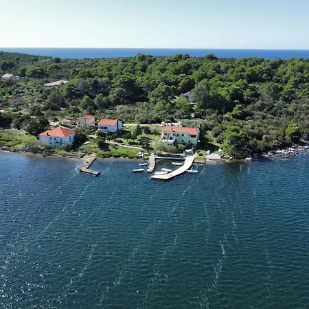 Apartment Apartments By The Sea Veli Rat, Dugi Otok - 438